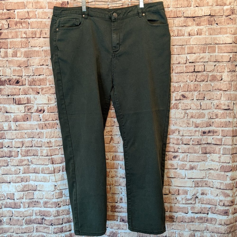 Avenue Jeans Straight Leg Dark Green Size 26 Average